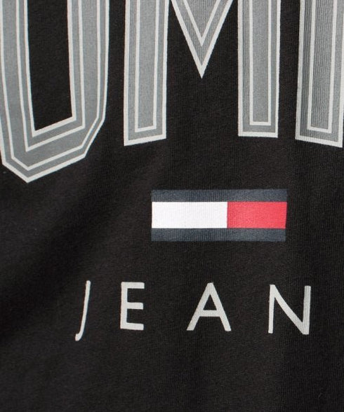 TommyJeans Tshirt טישרט של טומי הילפיגר בצבע שחור